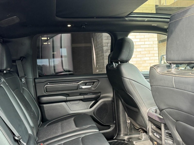 Ram 1500 Vehicle Image 12
