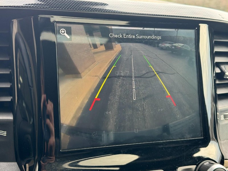 Ram 1500 Vehicle Image 24