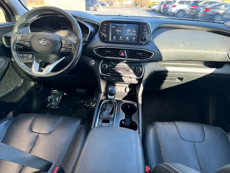Hyundai Santa Fe Vehicle Image 11