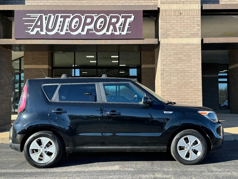 Kia Soul Vehicle Image 02