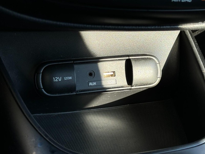 Kia Soul Vehicle Image 20