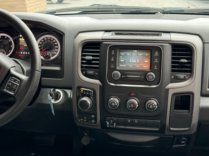 Ram 1500 Vehicle Image 11