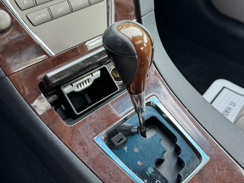 Lexus ES 350 Vehicle Image 19