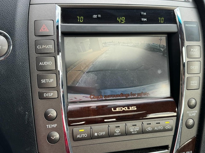 Lexus ES 350 Vehicle Image 21
