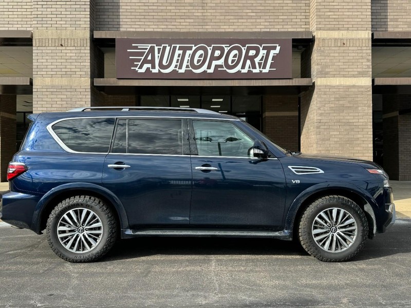 Nissan Armada Vehicle Image 02