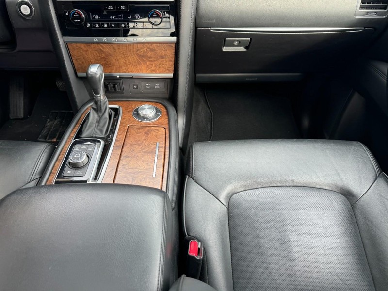 Nissan Armada Vehicle Image 16
