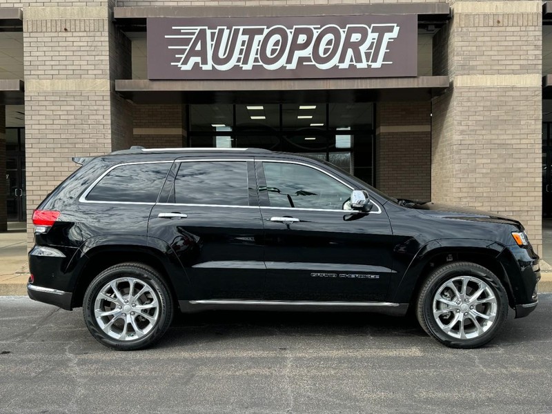 Jeep Grand Cherokee Vehicle Image 02