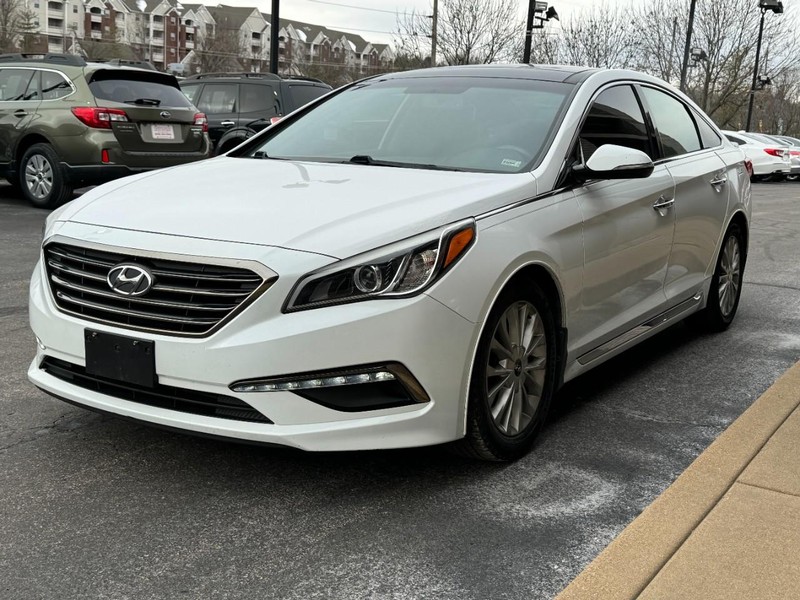 Hyundai Sonata Vehicle Image 06