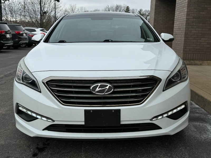 Hyundai Sonata Vehicle Image 07