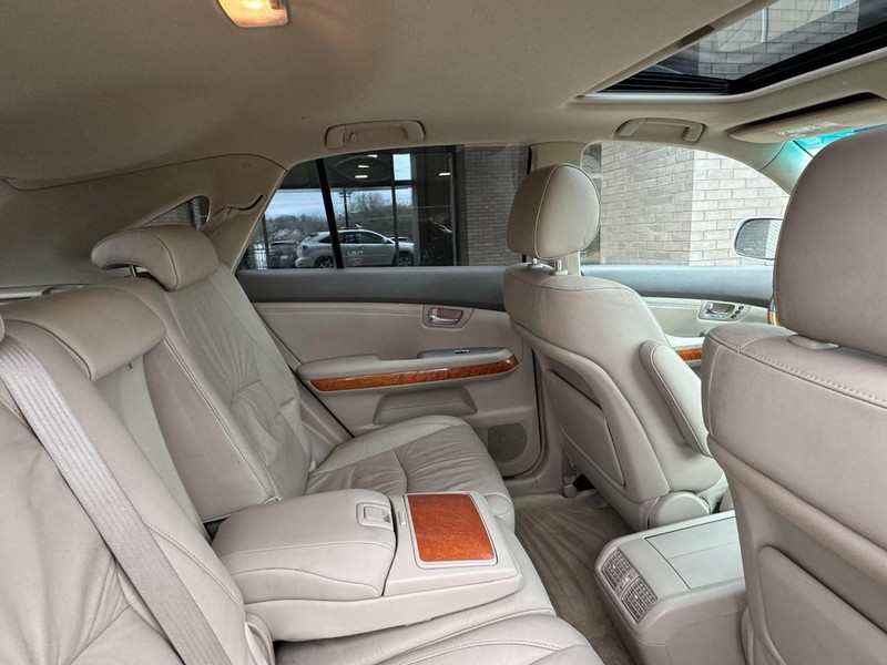 Lexus RX 350 Vehicle Image 10