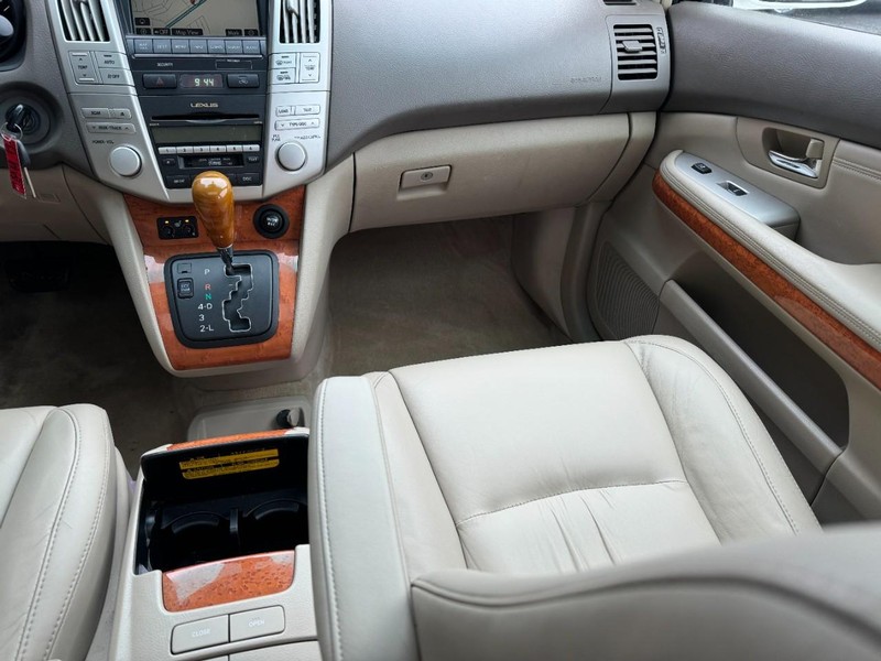 Lexus RX 350 Vehicle Image 15