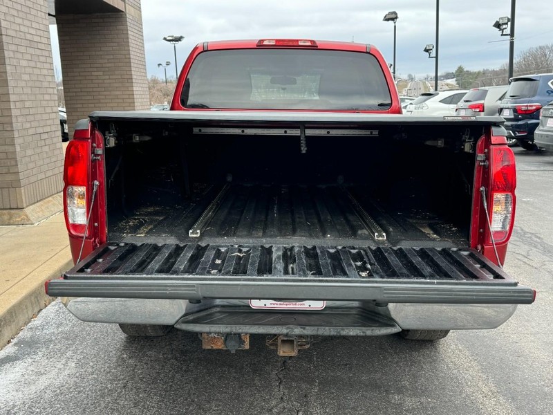 Nissan Frontier Vehicle Image 08