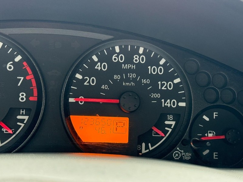 Nissan Frontier Vehicle Image 18