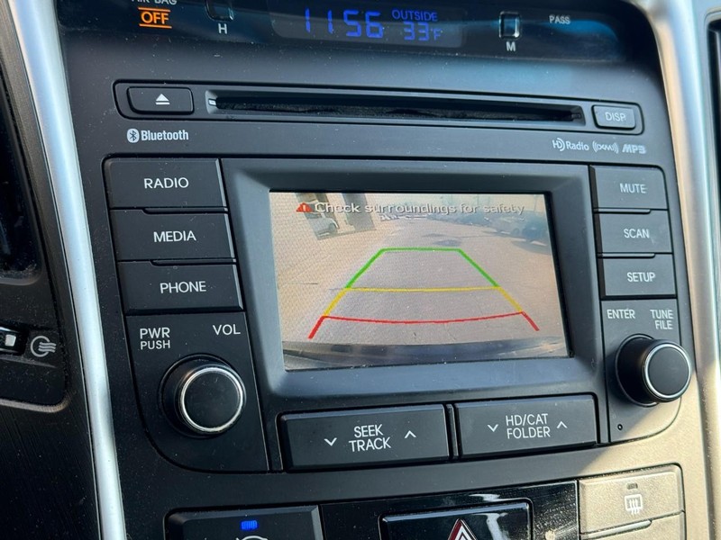 Hyundai Sonata Vehicle Image 20