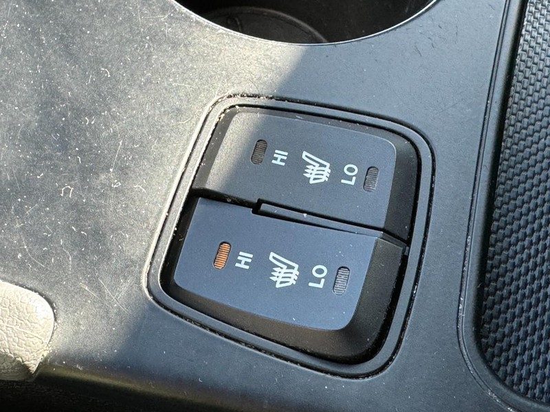 Hyundai Sonata Vehicle Image 21