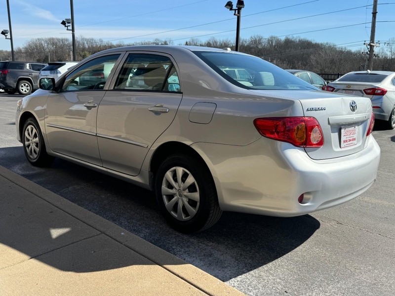 Toyota Corolla Vehicle Image 04