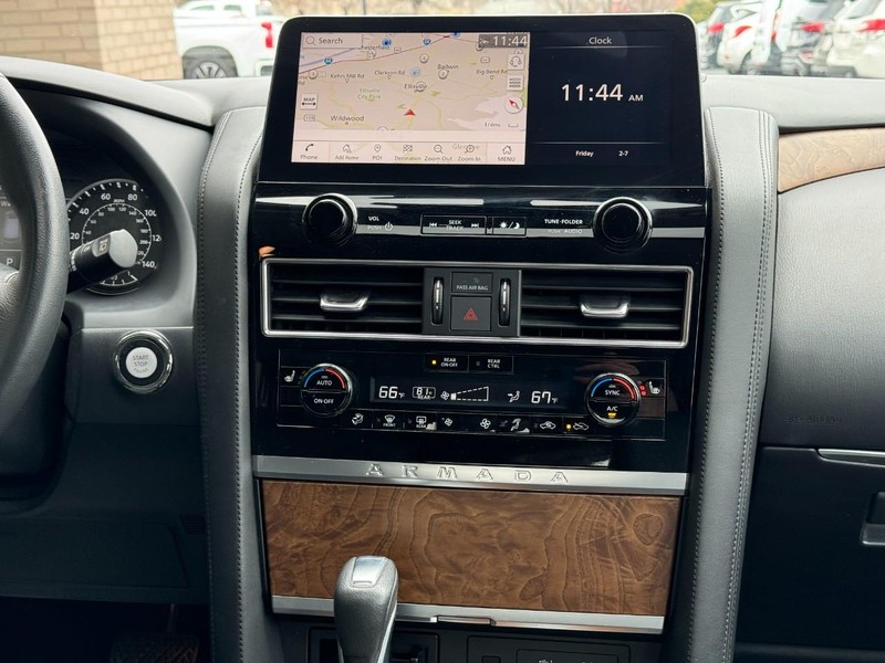 Nissan Armada Vehicle Image 15