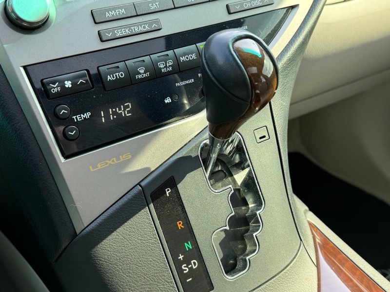 Lexus RX 350 Vehicle Image 21