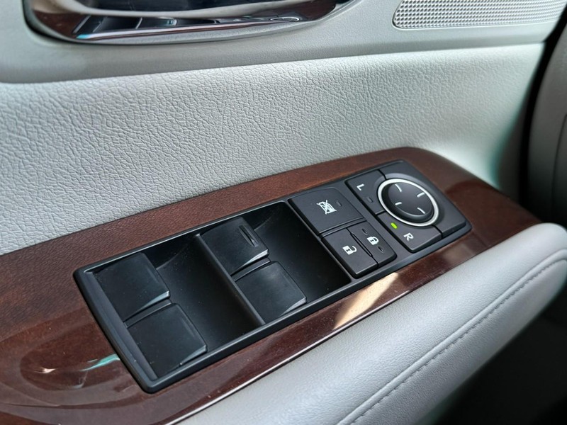 Lexus RX 350 Vehicle Image 25