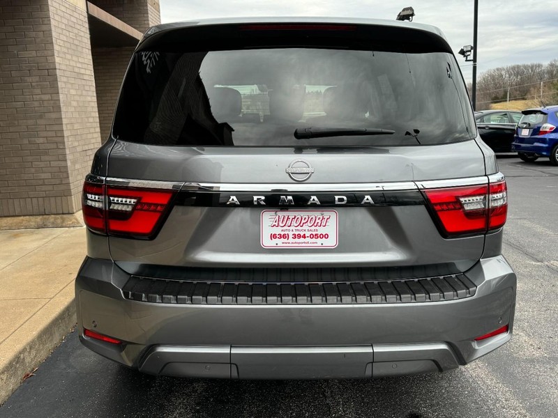 Nissan Armada Vehicle Image 09