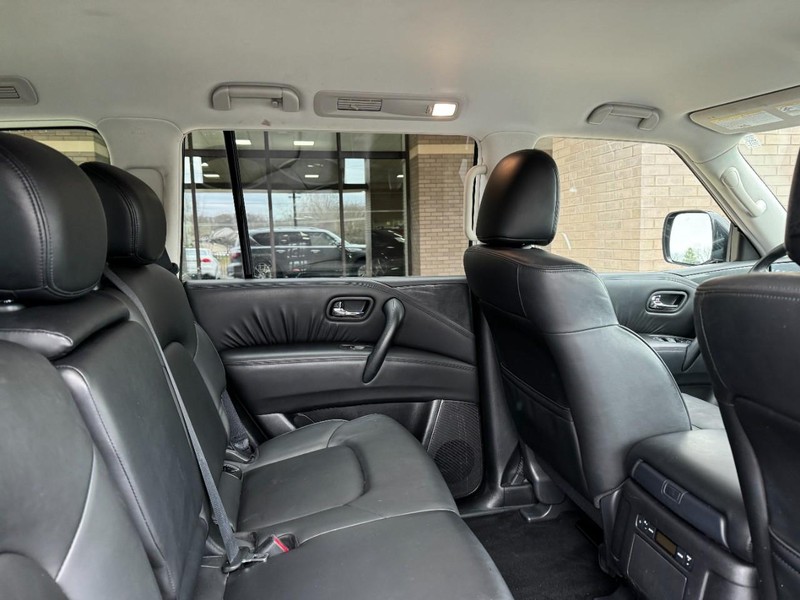 Nissan Armada Vehicle Image 10