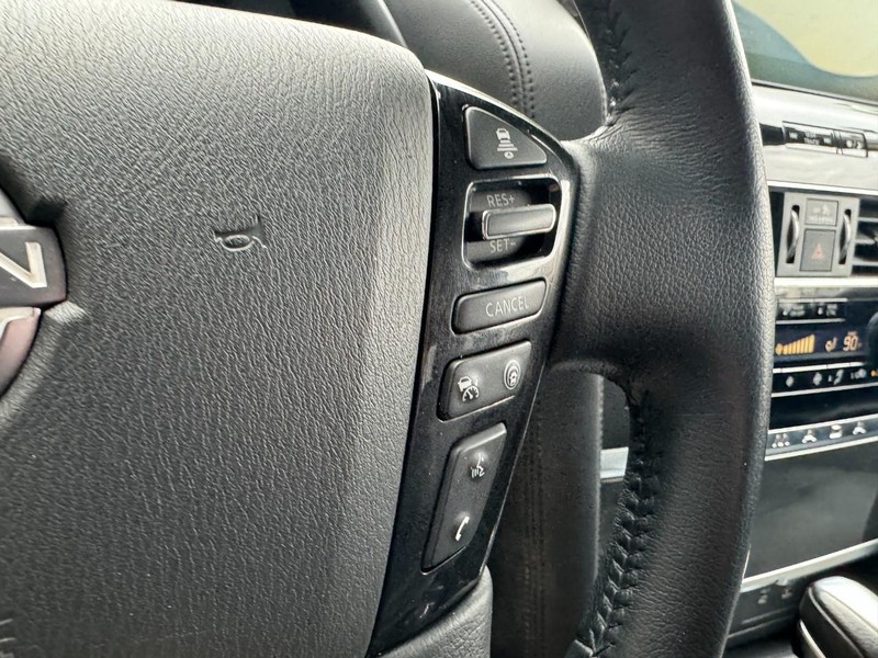 Nissan Armada Vehicle Image 18