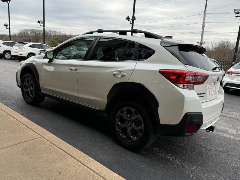 Subaru Crosstrek Vehicle Image 04