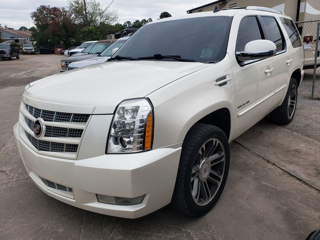 more details - cadillac escalade