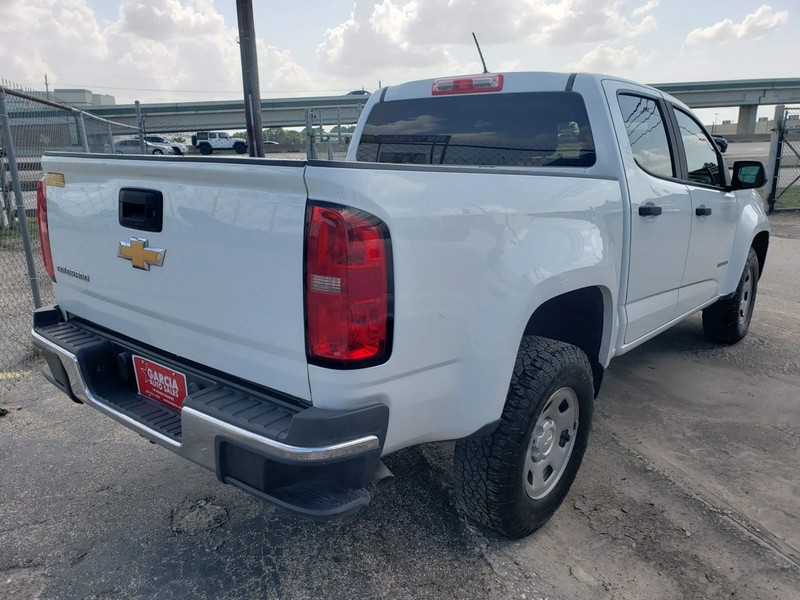 Chevrolet Colorado Vehicle Full-screen Gallery Image 03