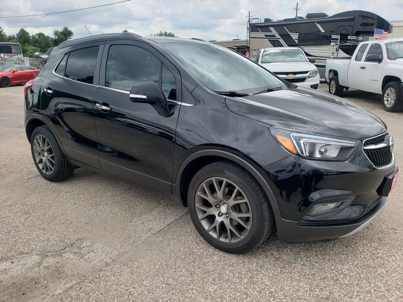 Buick Encore Vehicle Full-screen Gallery Image 02