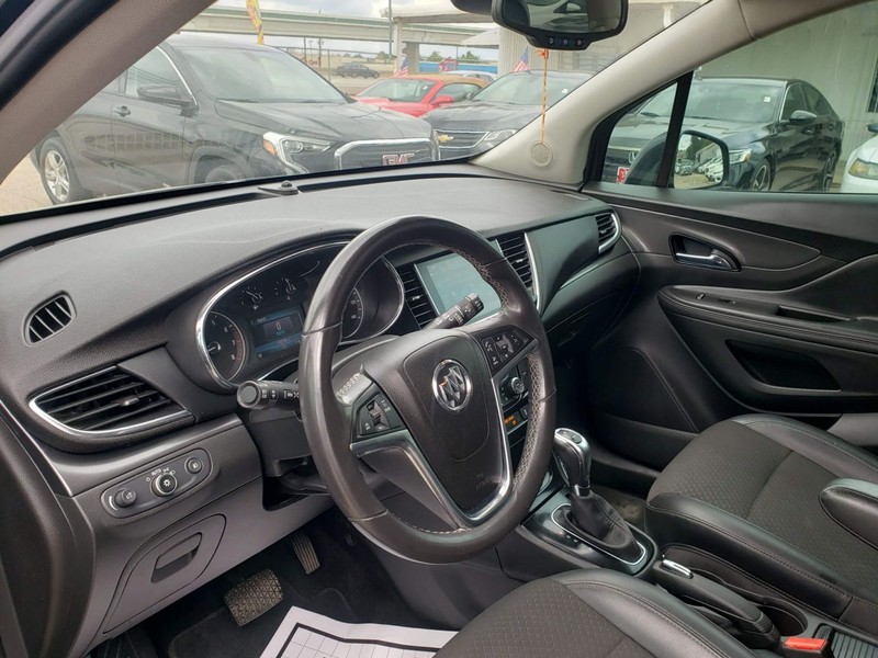 Buick Encore Vehicle Full-screen Gallery Image 05