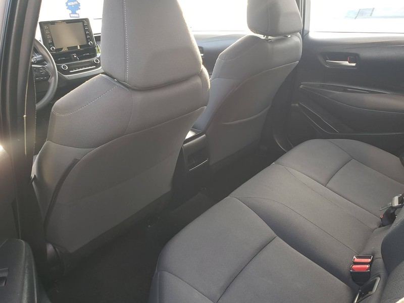 Toyota Corolla Vehicle Full-screen Gallery Image 06