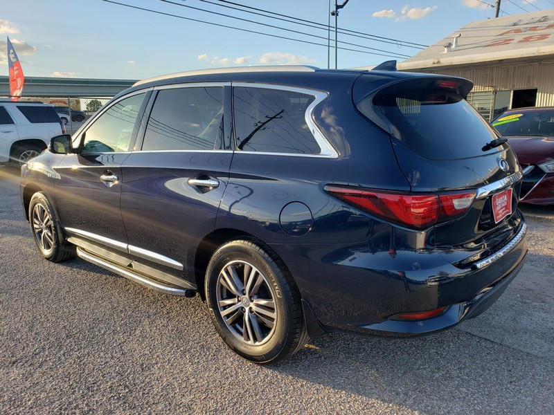 INFINITI QX60 Vehicle Full-screen Gallery Image 03