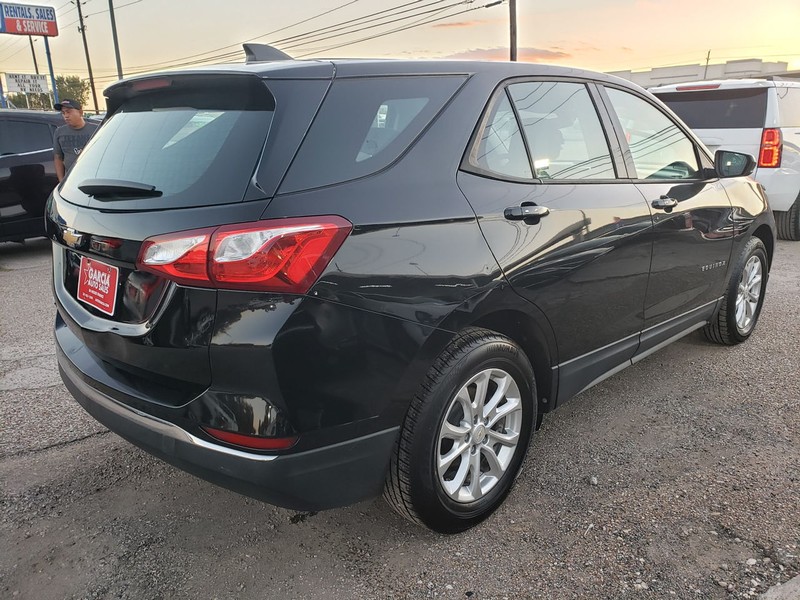 Chevrolet Equinox Vehicle Full-screen Gallery Image 03