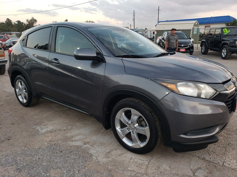 Honda HR-V Vehicle Full-screen Gallery Image 03