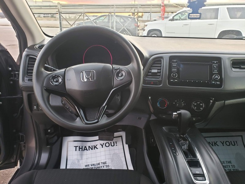 Honda HR-V Vehicle Full-screen Gallery Image 07