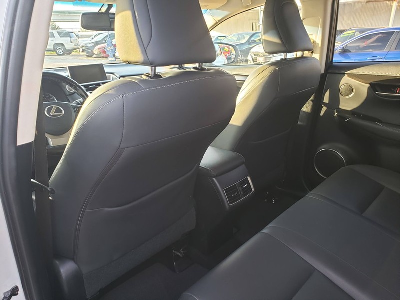 Lexus NX Vehicle Full-screen Gallery Image 06