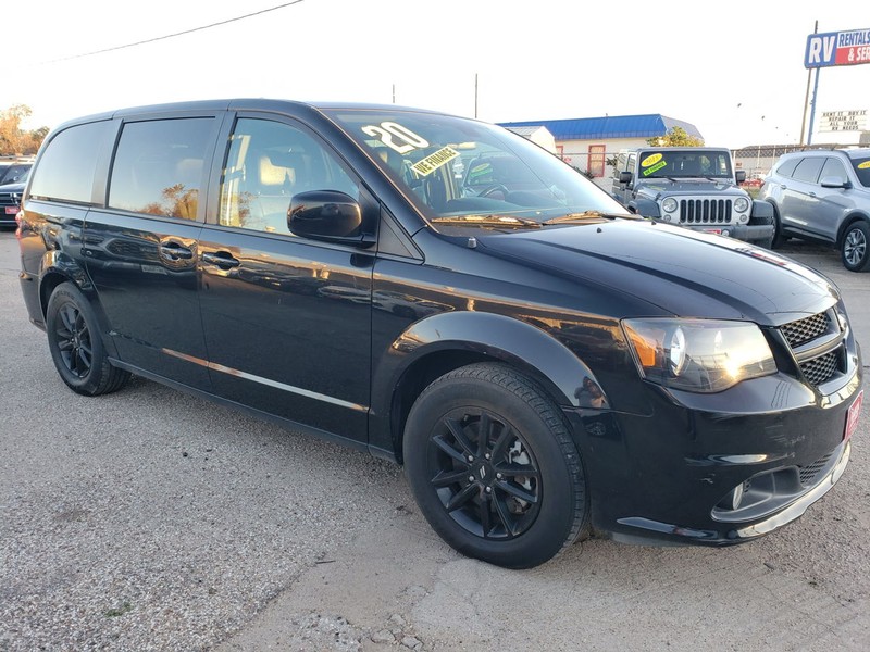 Dodge Grand Caravan Vehicle Full-screen Gallery Image 02