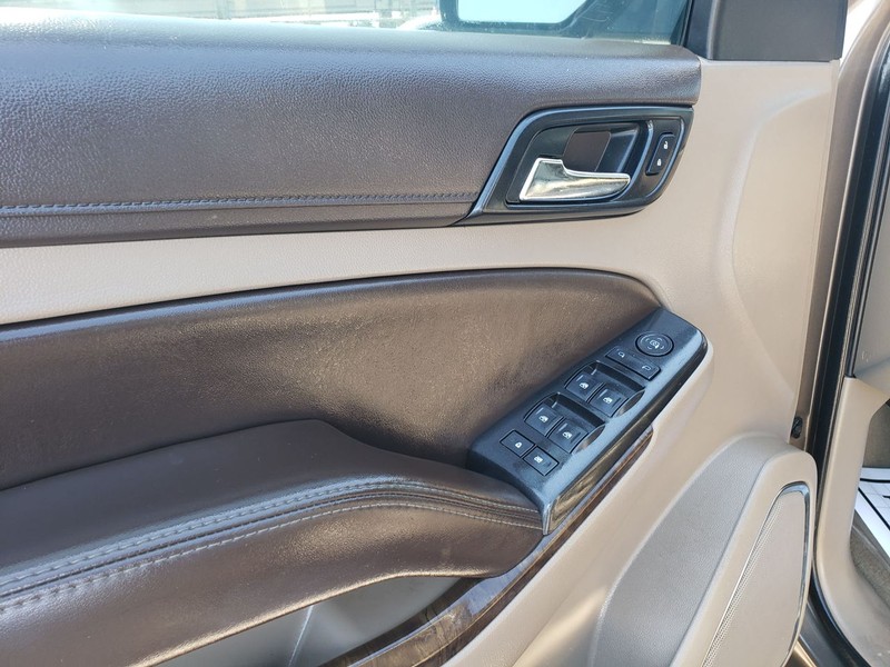 Chevrolet Tahoe Vehicle Full-screen Gallery Image 10