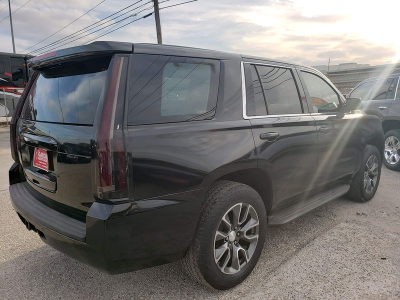Chevrolet Tahoe Vehicle Full-screen Gallery Image 04