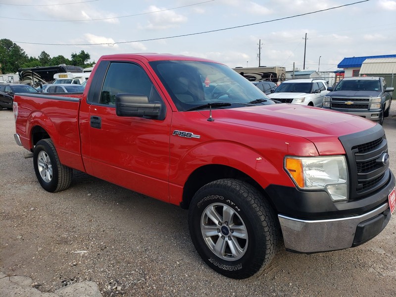 Ford F-150 Vehicle Full-screen Gallery Image 02