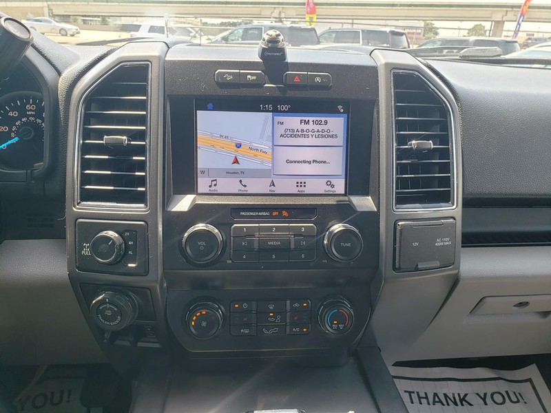 Ford F-150 Vehicle Full-screen Gallery Image 08