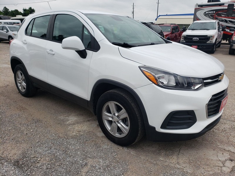 Chevrolet Trax Vehicle Full-screen Gallery Image 02