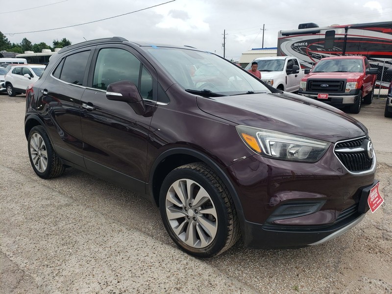 Buick Encore Vehicle Full-screen Gallery Image 03