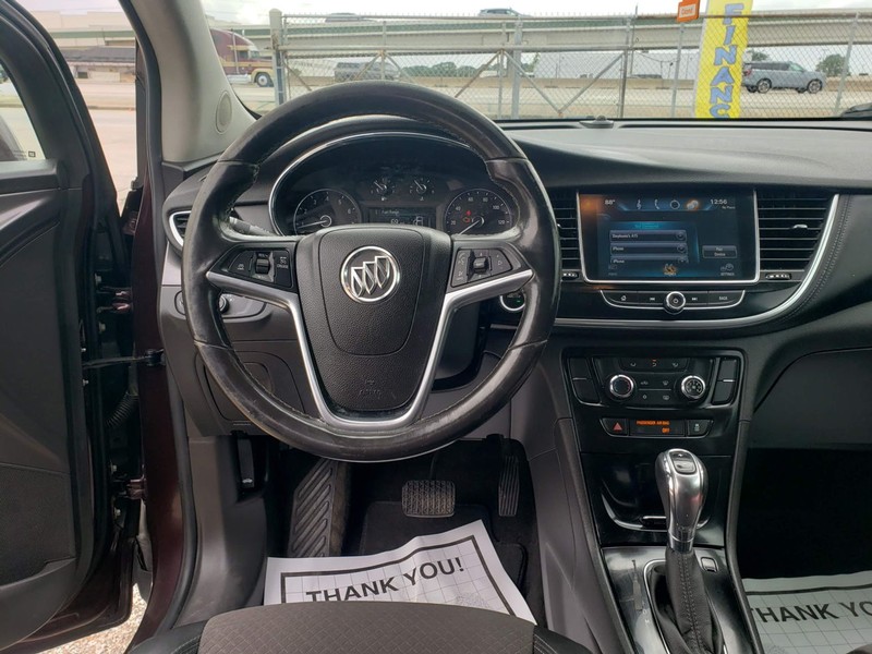 Buick Encore Vehicle Full-screen Gallery Image 07