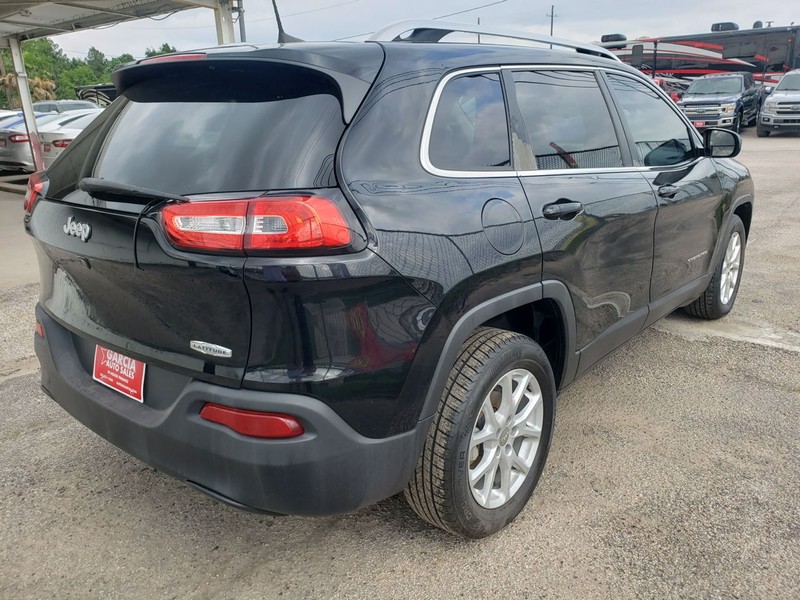 Jeep Cherokee Vehicle Full-screen Gallery Image 03