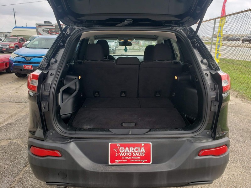 Jeep Cherokee Vehicle Full-screen Gallery Image 08