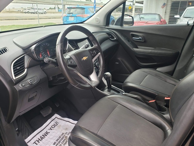 Chevrolet Trax Vehicle Full-screen Gallery Image 05