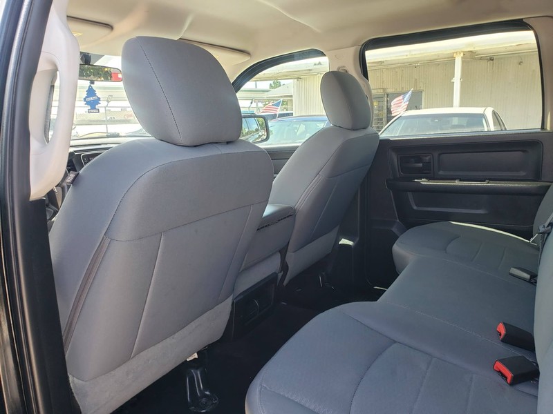 Ram 1500 Vehicle Full-screen Gallery Image 07