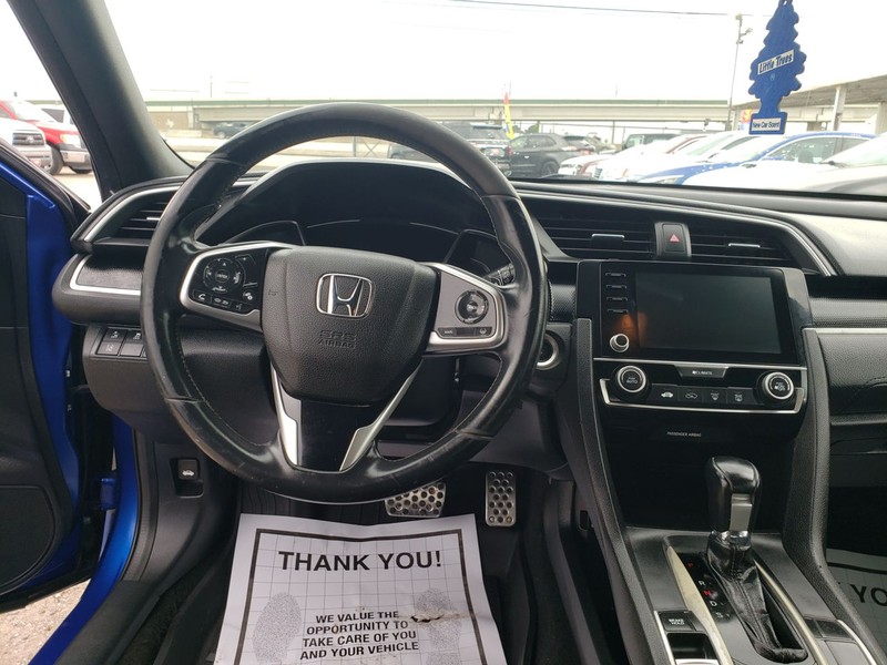 Honda Civic Sedan Vehicle Full-screen Gallery Image 06